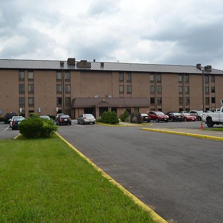 Town Inn & Suites South Plainfield-Piscataway מראה חיצוני תמונה
