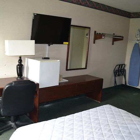 Town Inn & Suites South Plainfield-Piscataway מראה חיצוני תמונה
