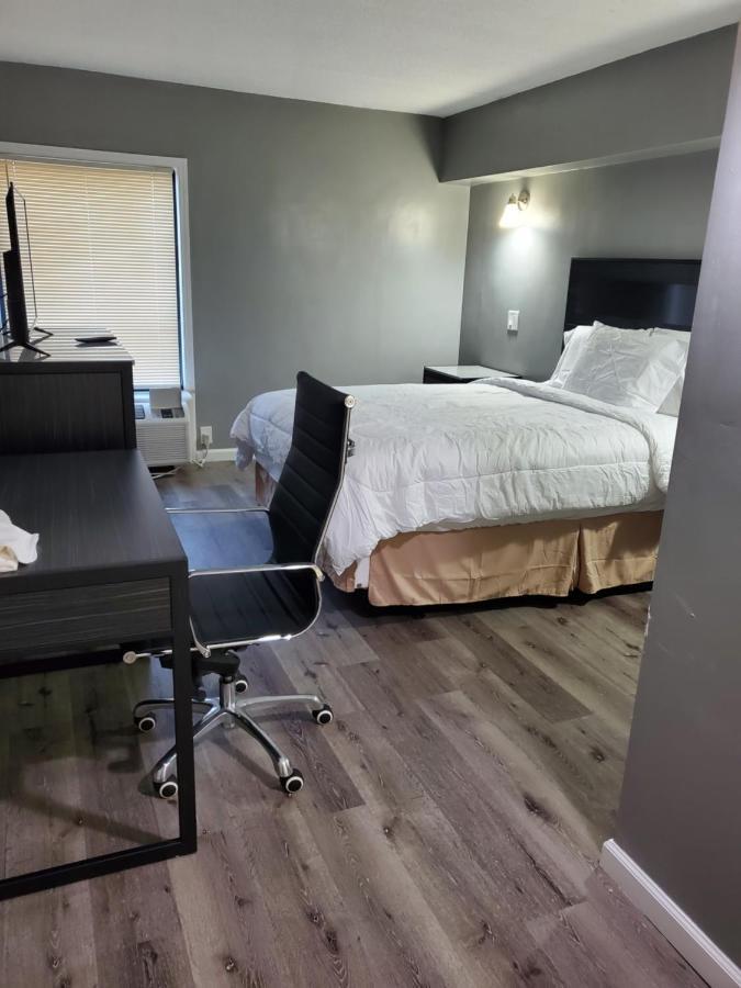 Town Inn & Suites South Plainfield-Piscataway מראה חיצוני תמונה