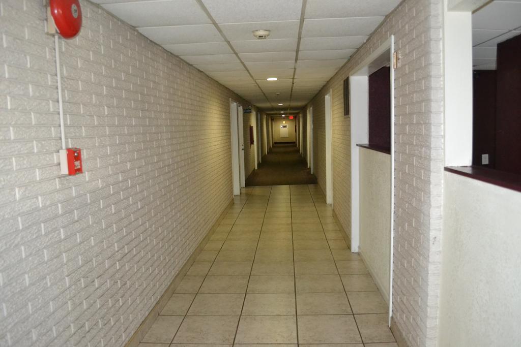Town Inn & Suites South Plainfield-Piscataway מראה חיצוני תמונה
