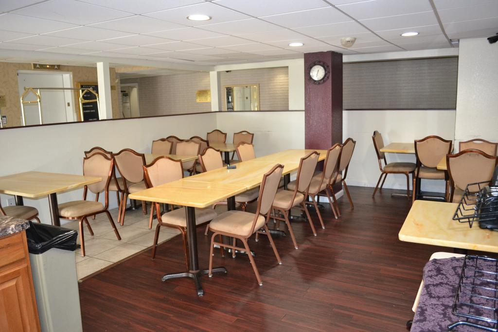 Town Inn & Suites South Plainfield-Piscataway מראה חיצוני תמונה