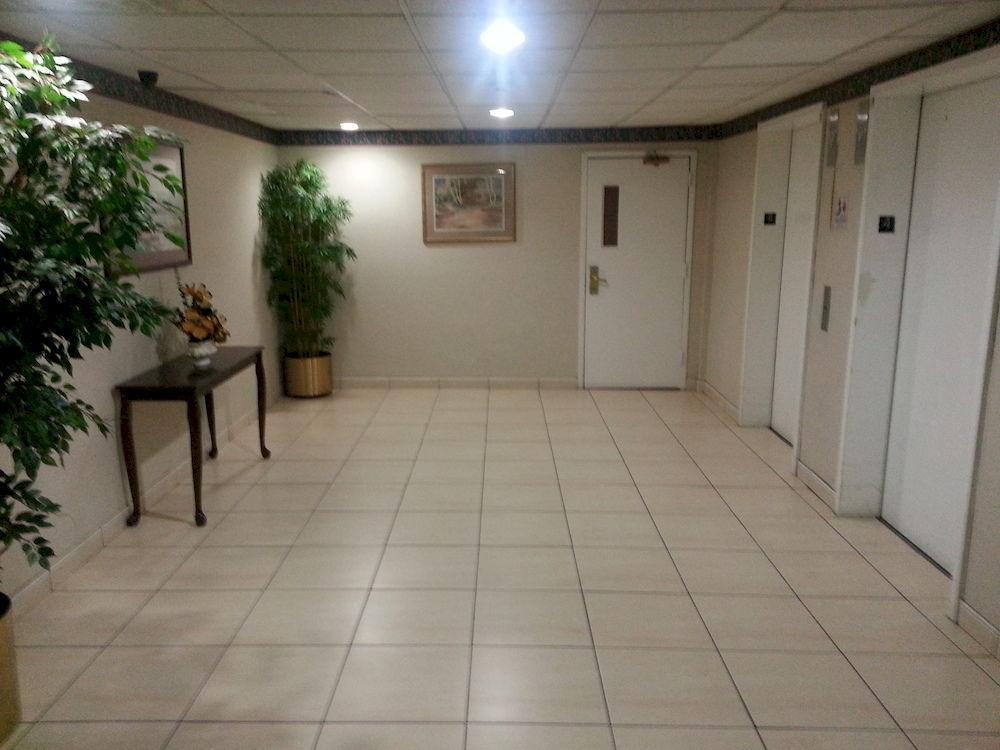 Town Inn & Suites South Plainfield-Piscataway מראה חיצוני תמונה