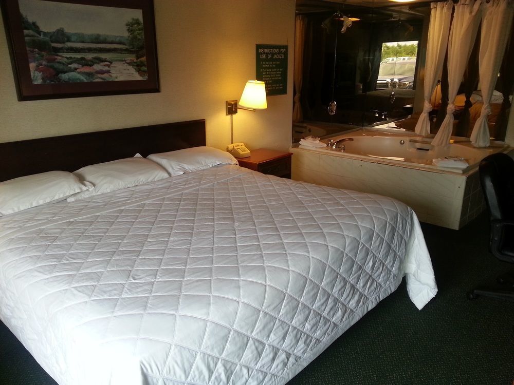 Town Inn & Suites South Plainfield-Piscataway מראה חיצוני תמונה